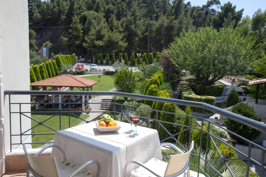 Sun Residence Exclusive Seaside Suites Поліхроно Екстер'єр фото